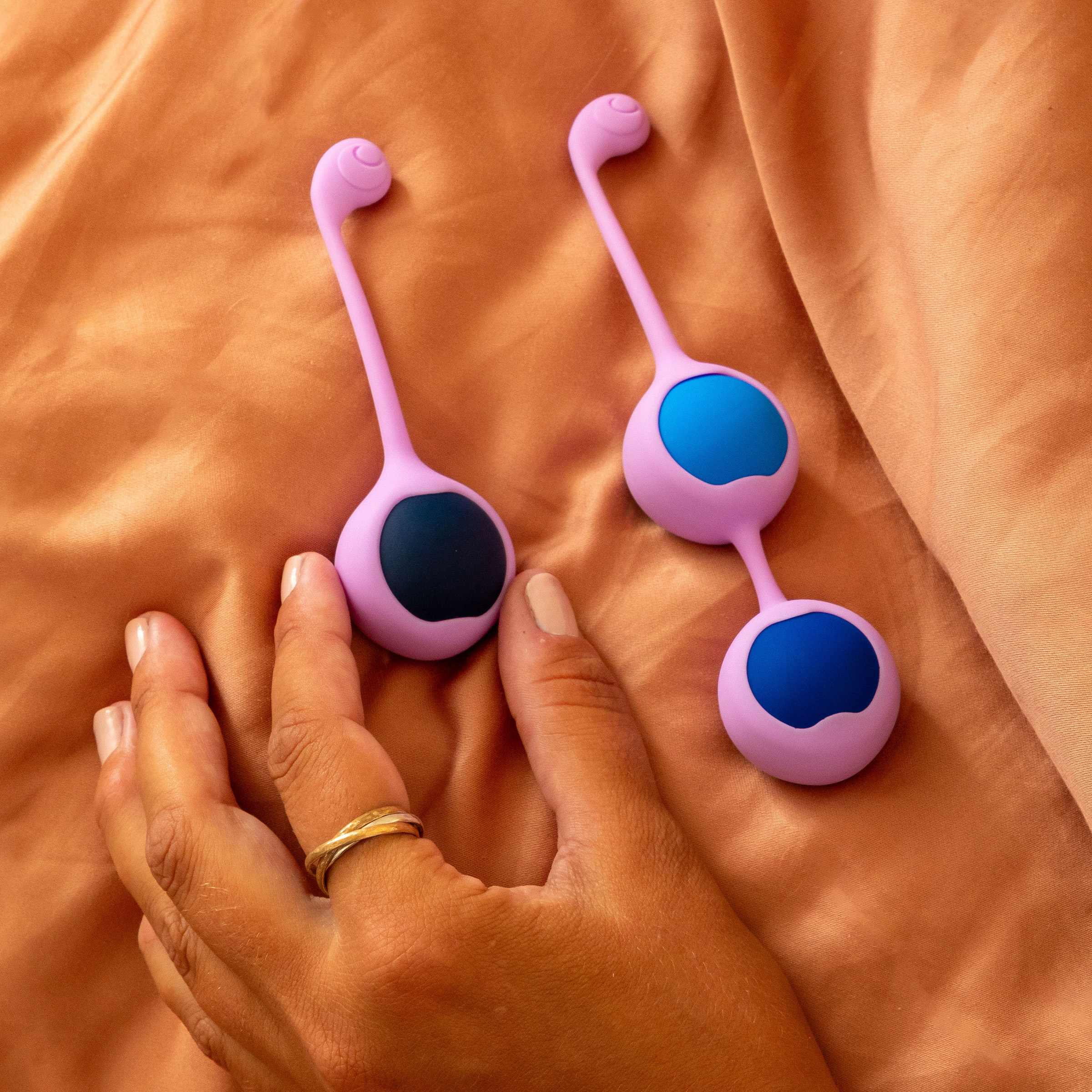 sex toys for trans women Passion Silicone Kegel Exerciser Set – PinkCherry main image 1